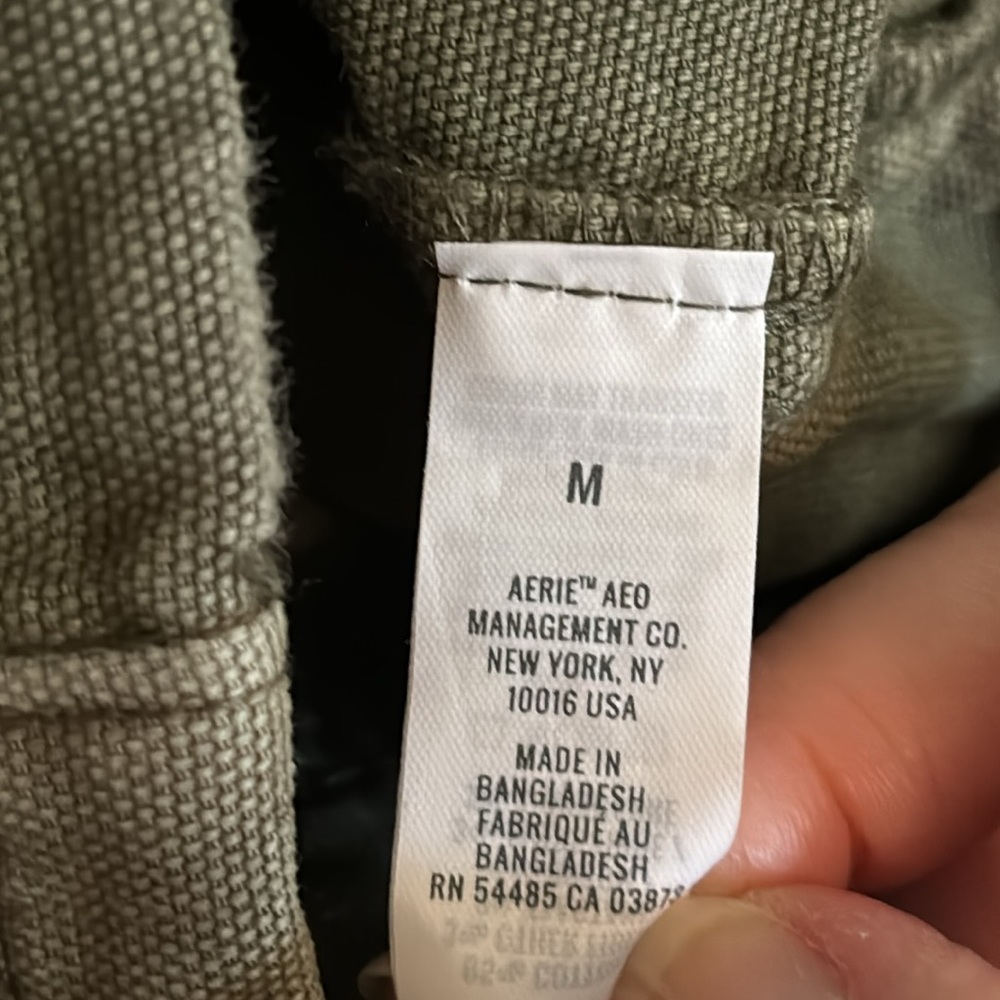 NWT Aerie Oversized Button Down Shacket - Picture 9 of 10